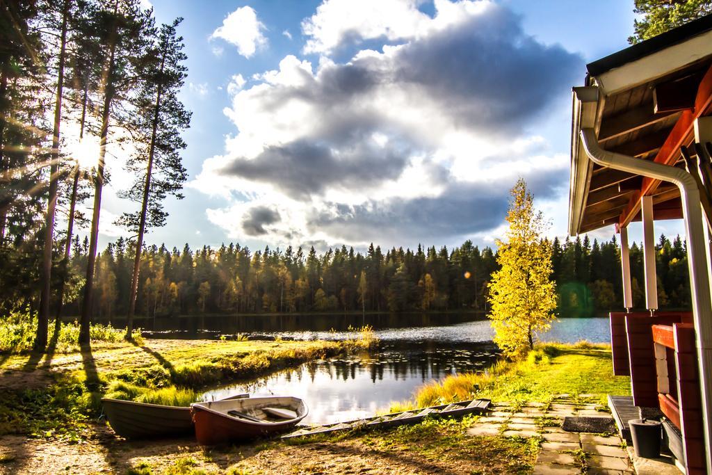 Lomaperkkioe Cottages Kajaani Ruang foto