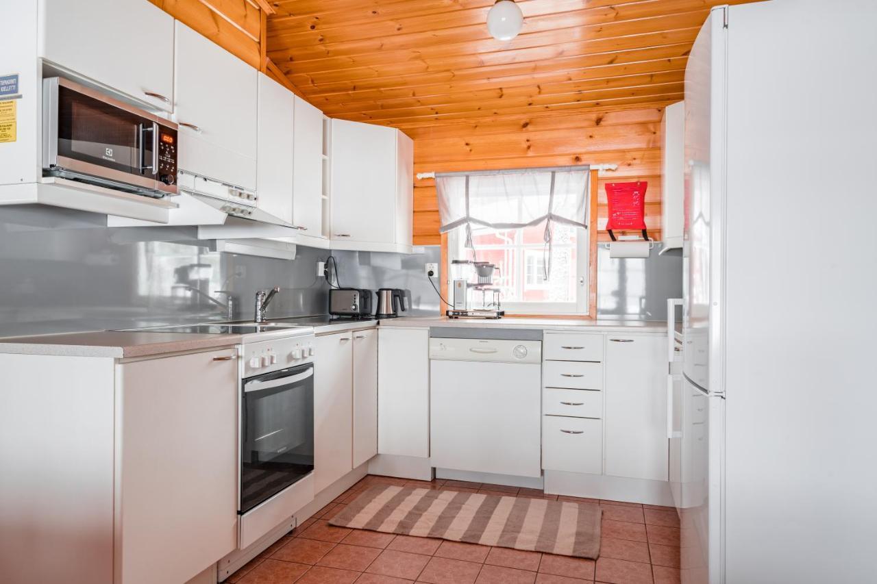 Lomaperkkioe Cottages Kajaani Bagian luar foto